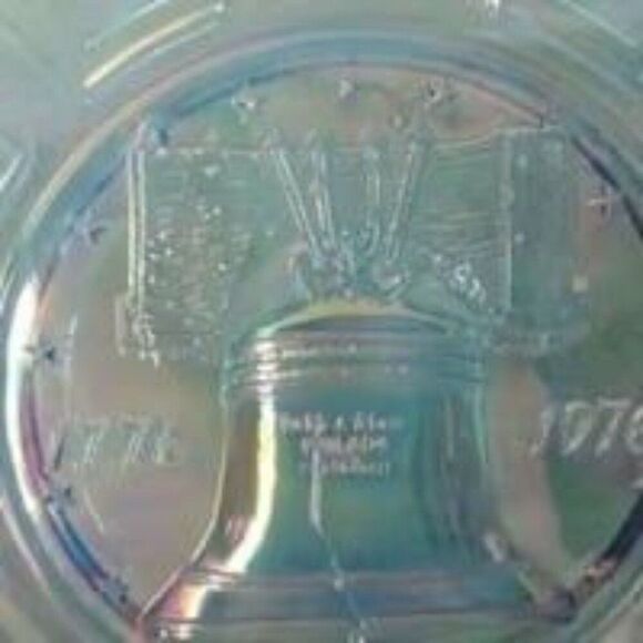 Liberty Bell Wheaton Glass Millville NJ Blue Carnival Glass Collectors Plate - Picture 5 of 6